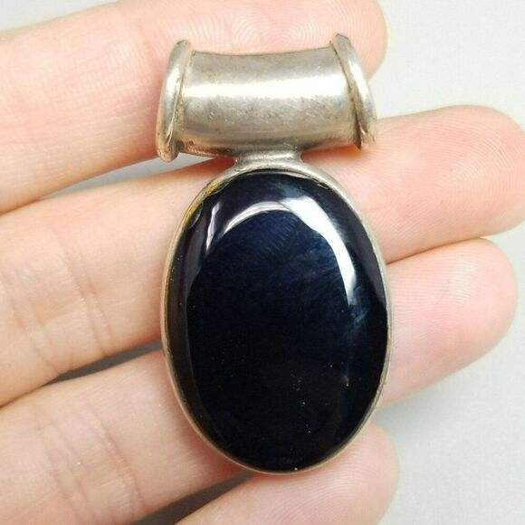 Vintage Sterling Silver and Oval Black Onyx Cabochon Bezel Set Slide Pendant - Picture 1 of 9